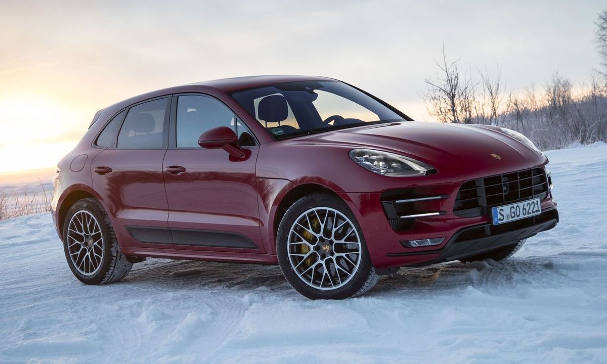 Porsche Macan Turbo Performance Paket 