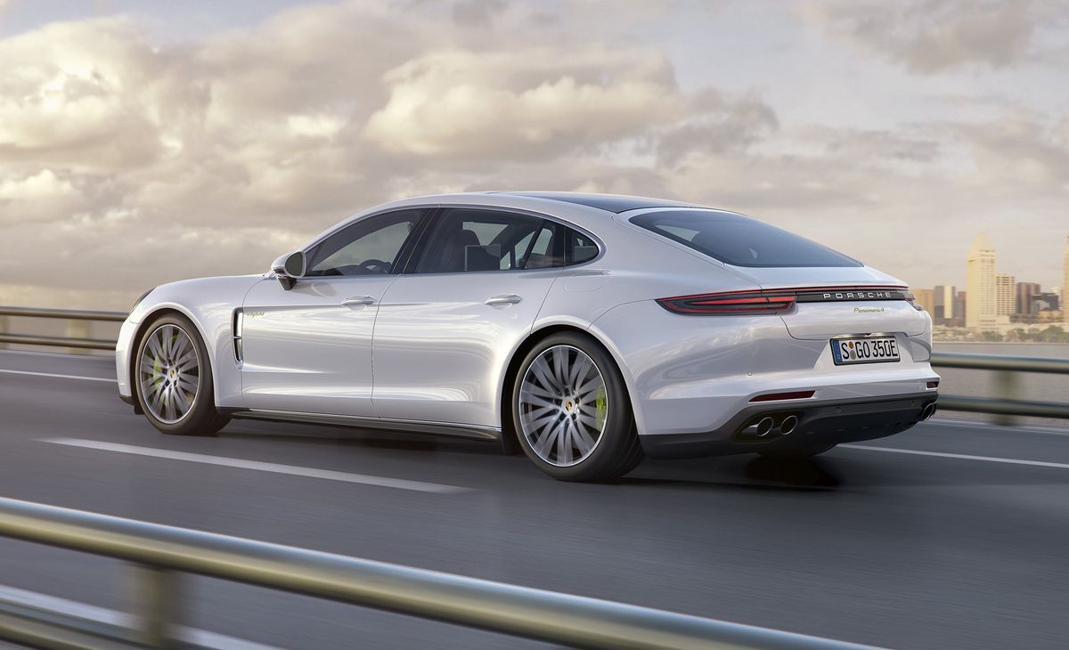 Porsche Panamera 4 E-Hybrid Executive