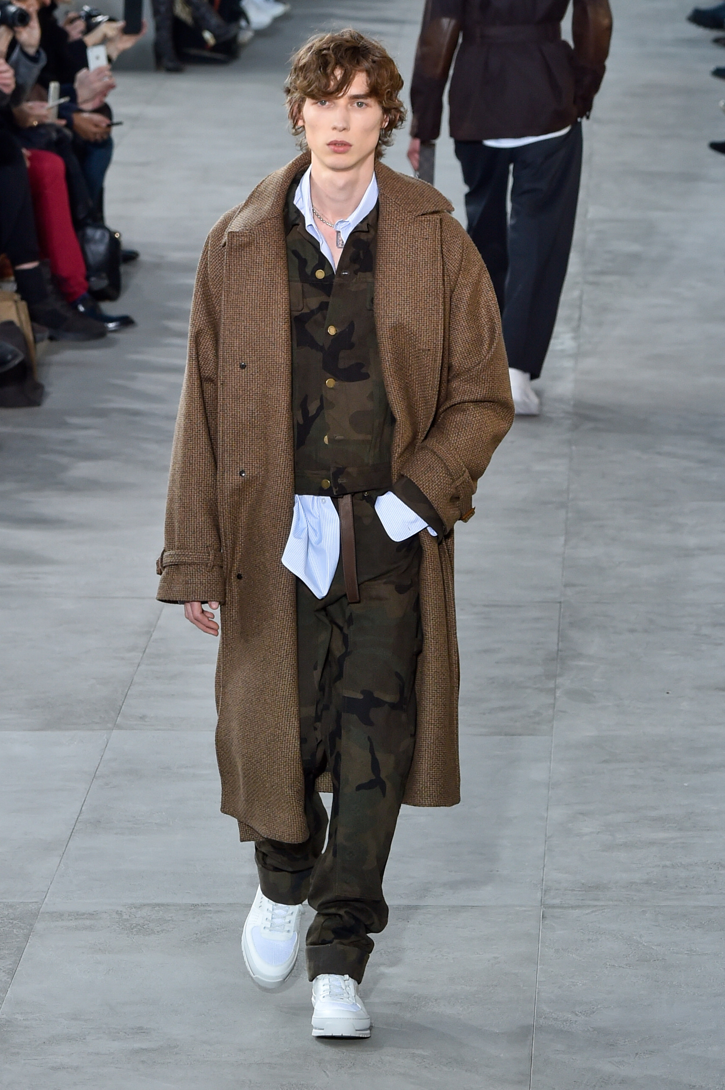 Army-Look bei Louis Vuitton (ddp images)
