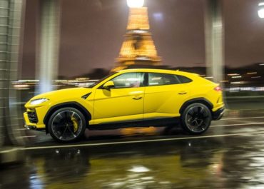 Lamborghini: Showroom in Paris