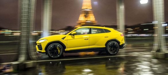 Lamborghini: Showroom in Paris