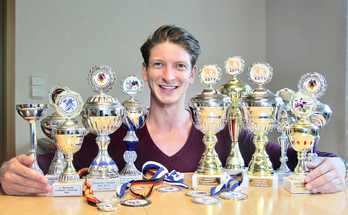 Michael Braun ist ein Meister seines Faches: Zwischen 2009 und 2012 holte er fünf deutsche Meistertitel im Tanzen und feierte auf nationalen und internationalen Turnieren zahlreiche Erfolge.