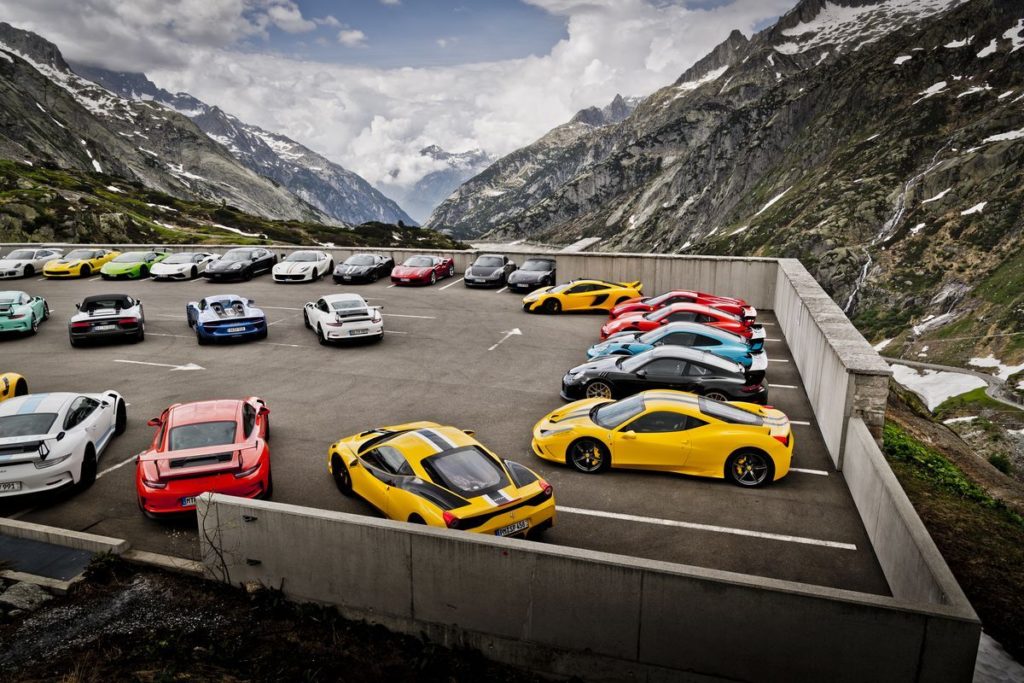 Hypercar-Event “Driving Alps”