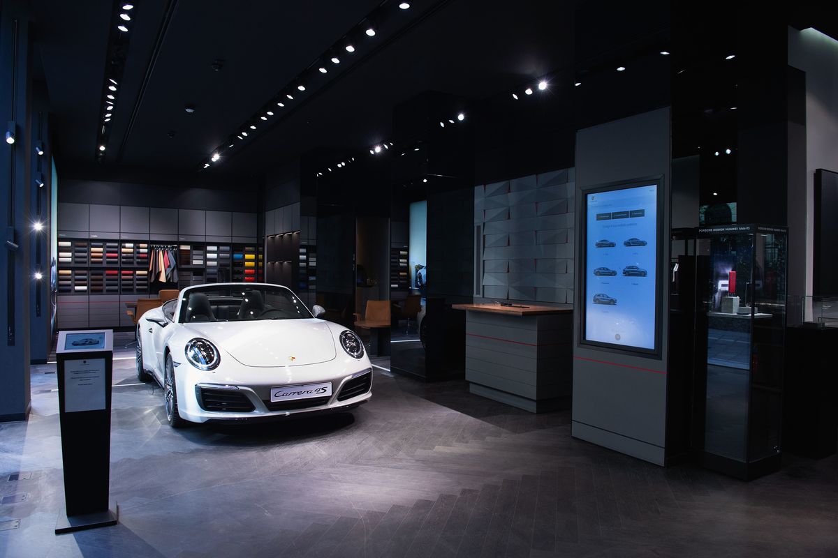 Porsche Studio Mailand