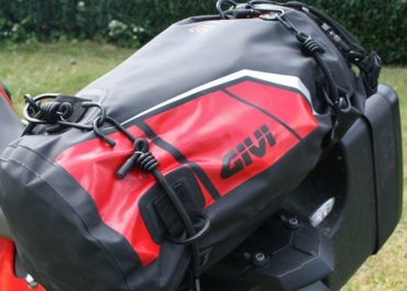 Gepäckrolle für Motorradfahrer