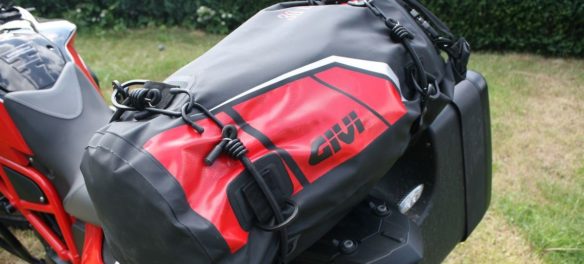 Gepäckrolle für Motorradfahrer