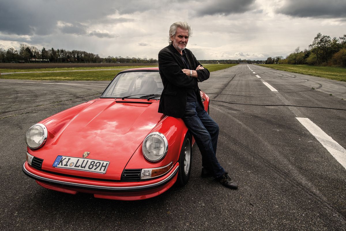 Holger "Holgi" Henze mit dem 1968er Porsche 911