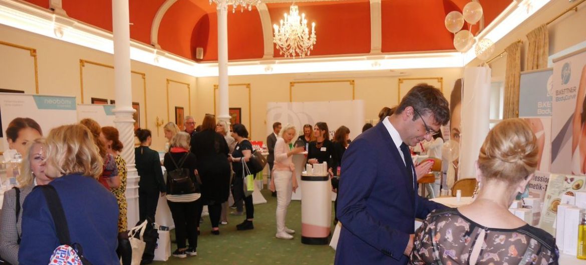 Kosmetik: Treffen der Beauties in Hamburg