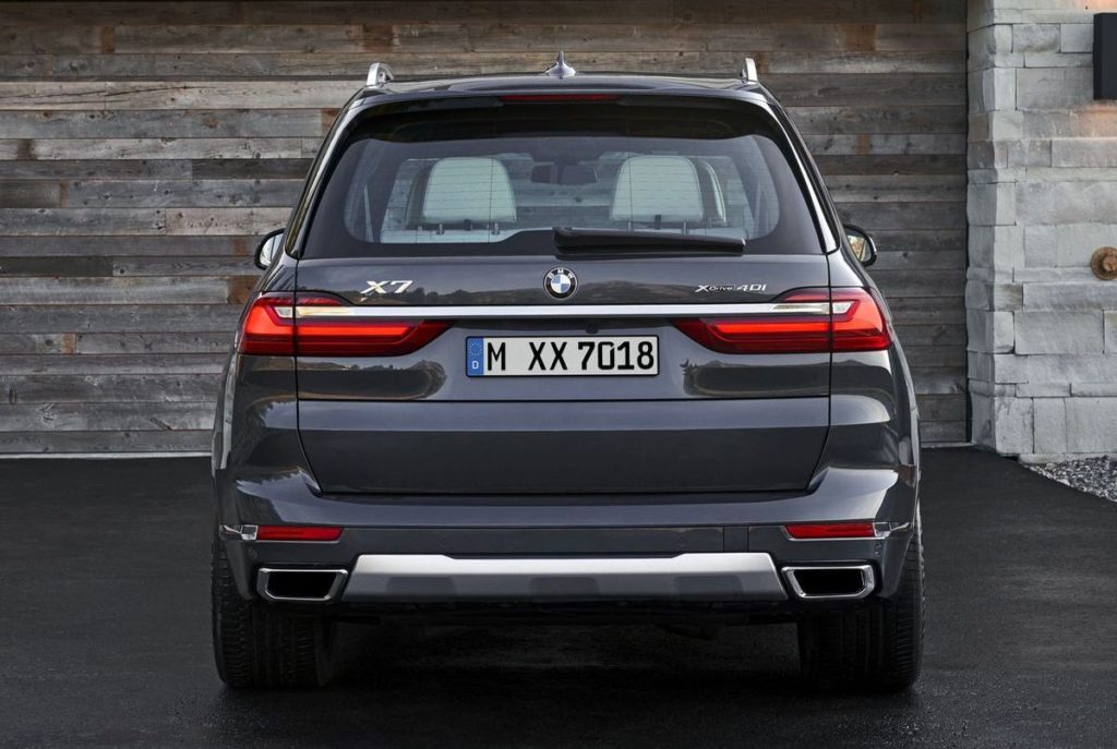 BMW X7