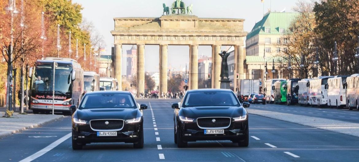 Jaguar I-Pace des Fahrdienstleisters Rocvin in Berlin