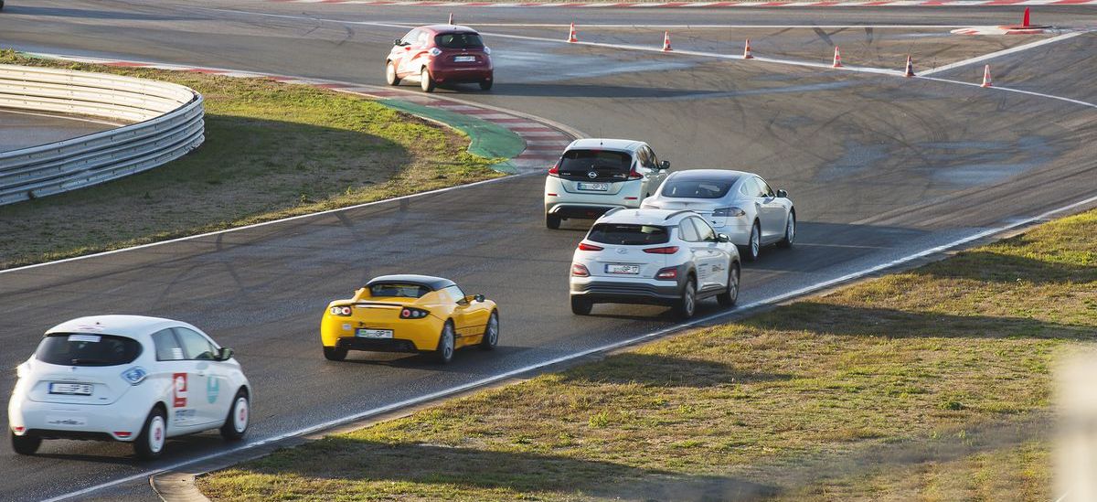 24-Stunden-Rennen für Elektroautos in der Motorsport-Arena in Oschersleben