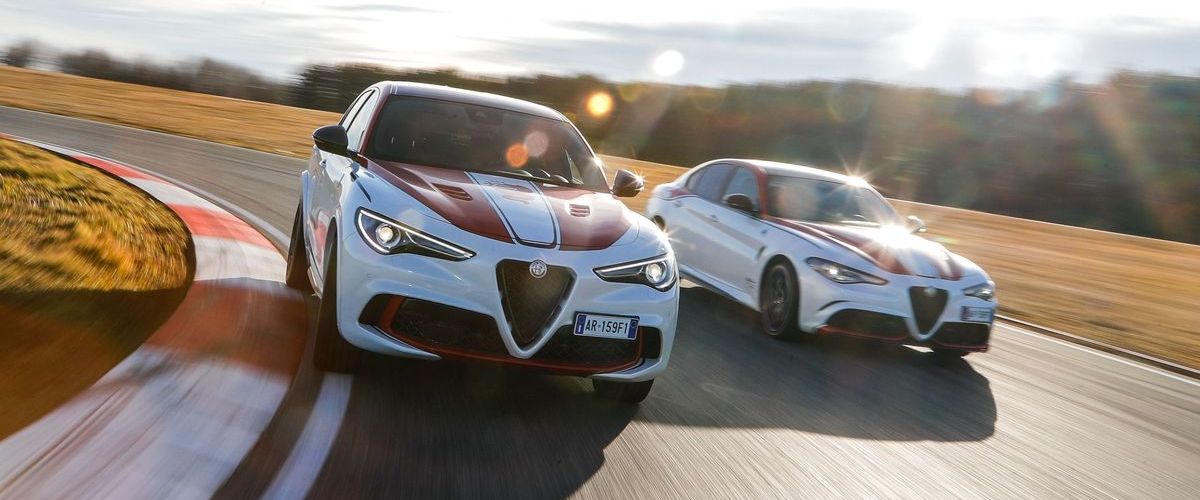 Die Sondermodelle "Alfa Romeo Racing" von Stelvio und Giulia feiern die Motorsport-Historie.