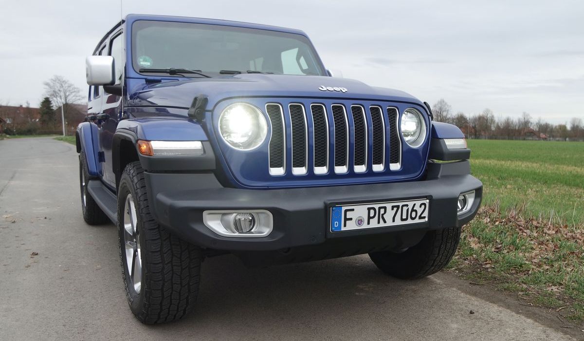 Jeep Wrangler Unlimited Sahara Overland (2019)