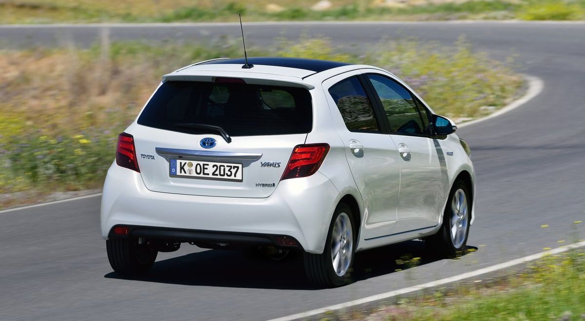 Toyota Yaris (2011-2019) Hatchback 5 - Edelstahl Einstiegleisten, Einstiegleisten maßgefertigt TOYOTA