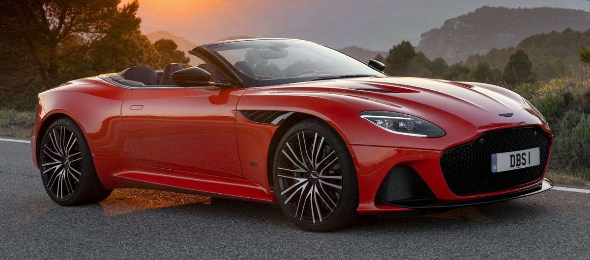 Aston Martin DBS Superleggera Volante