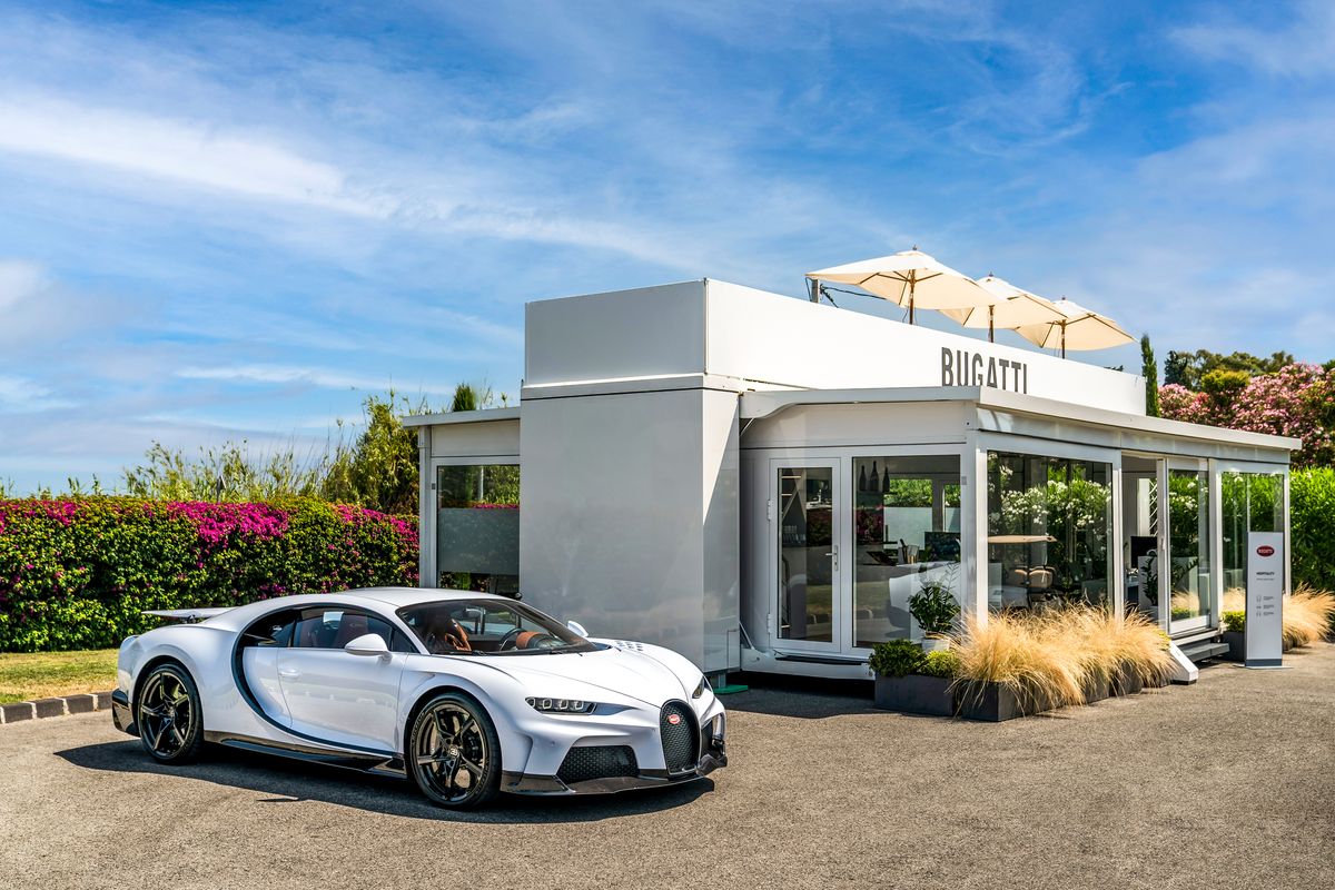 Roadshow - Bugatti - St. Tropez - Côte d’Azur