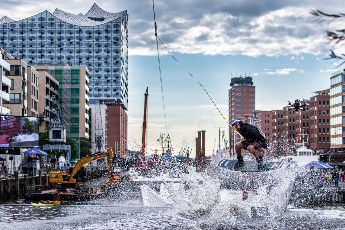 Red Bull Wake Capital in Hamburg