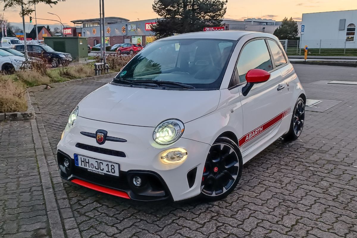 Abarth 595 Competizione 