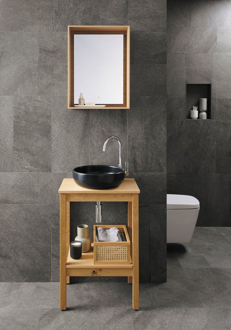 Hochwertige Holzqualitäten sind auch für die Nutzung im Feuchtraum Bad sehr gut geeignet.