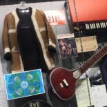 The Doors: Gitarrist Robby Krieger sucht seine Gibson SG Special - ich helfe
