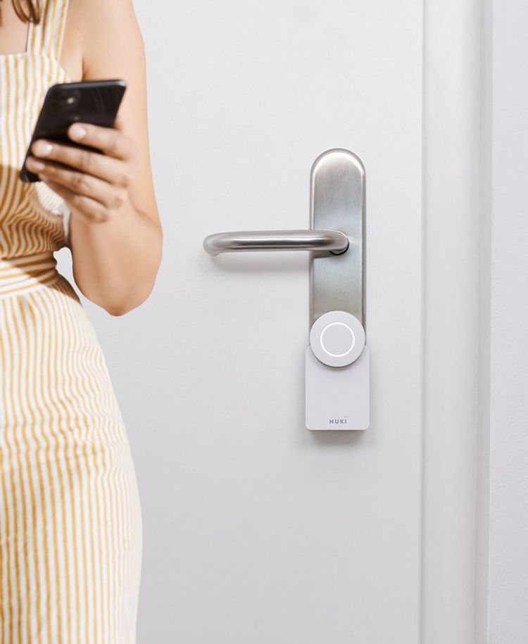 Foto: Smartlock - die Haustür mit dem Smartphone öffnen