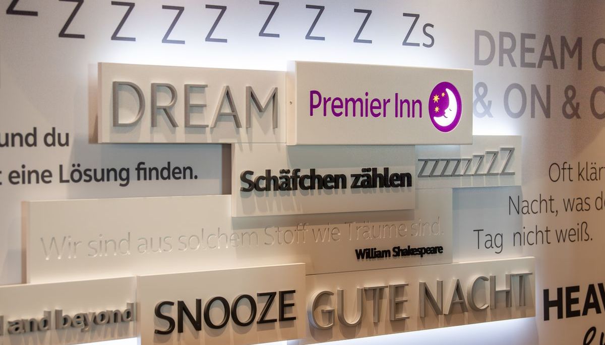 Foto: Eine erholsame sowie stille Nacht im Hotelbett.
