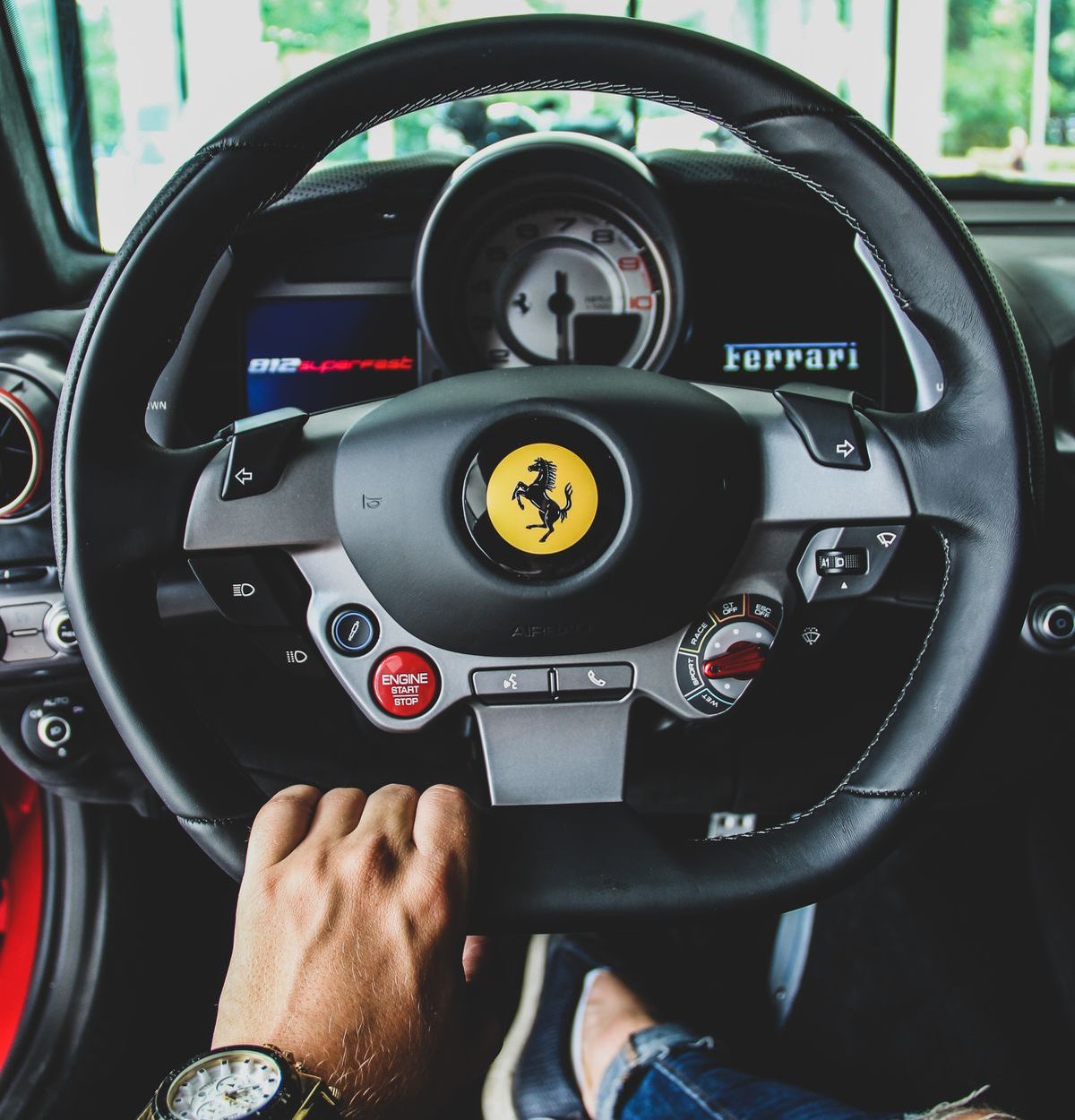 Foto: Die besten Argumente für einen Ferrari.