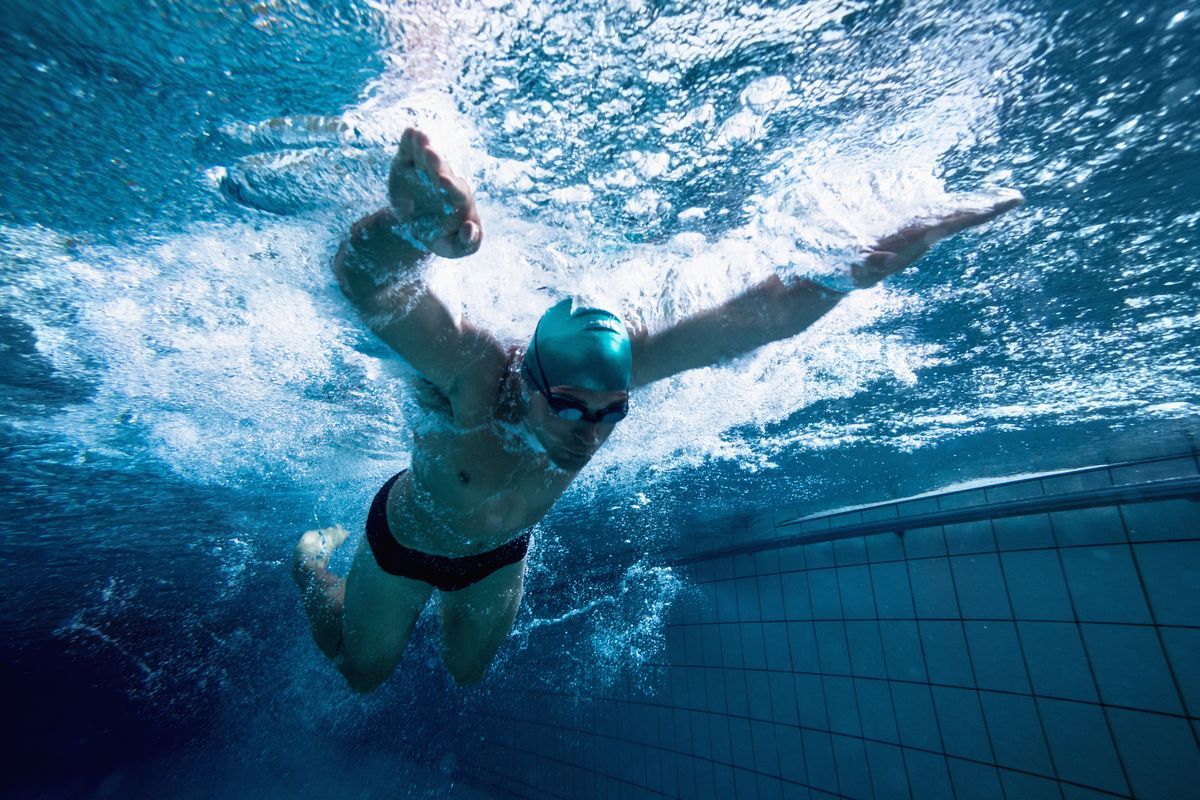 Foto: Vorsätze und Training - wie das Schwimmen die Gesundheit verbessert.