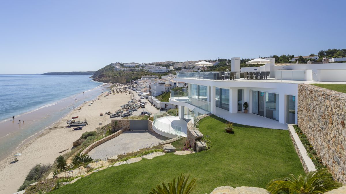 Foto: Die Luxusvillen an der portugiesischen Algarve.