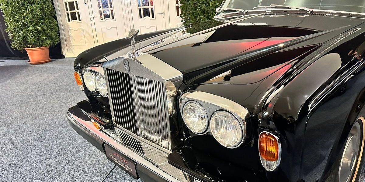 Review die "Classic Car Auction" 2023 in Gstaad Shots Magazin