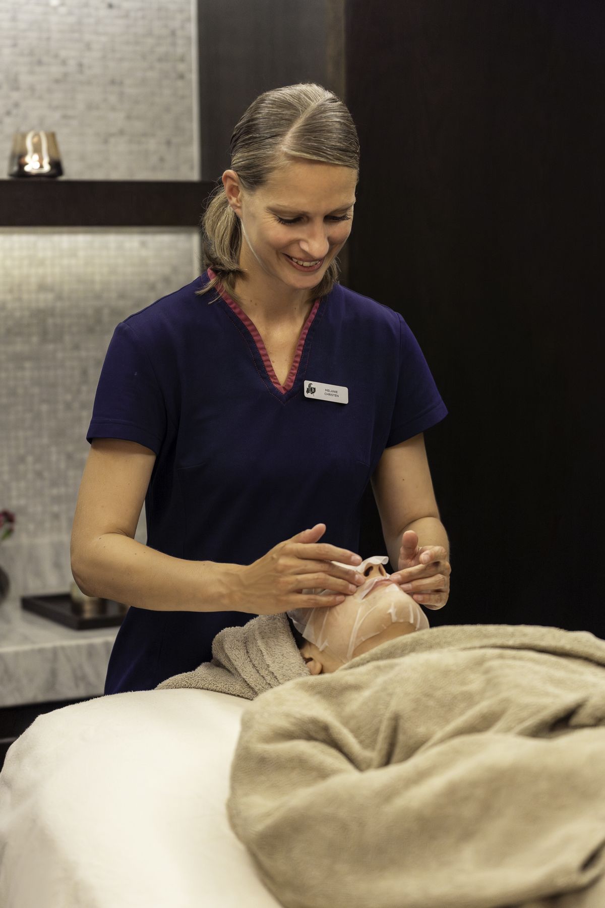 Foto: Hotel Schweizerhof Bern & Spa - Hautpflege mit Swissline.