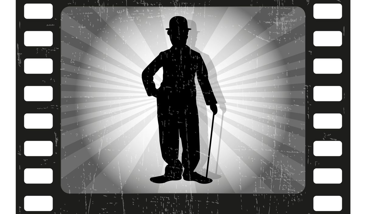 Foto: Charlie Chaplins "Little Tramp" Stiefel unter den Hammer.