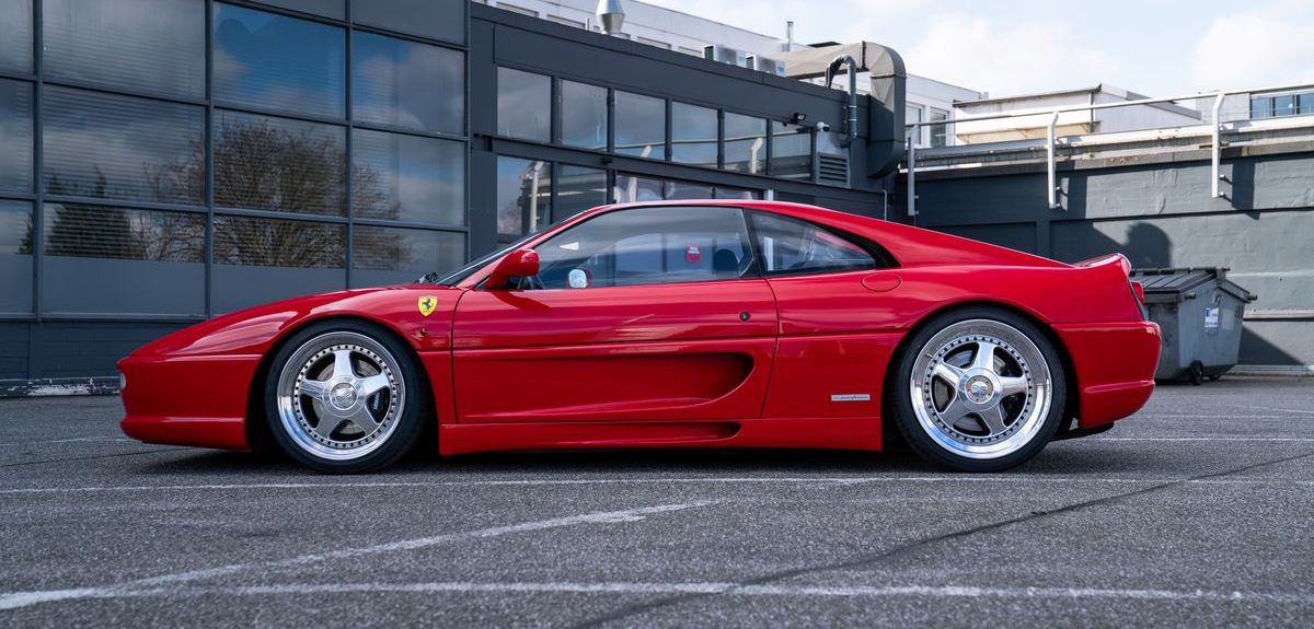 Foto: Jean Pierre "JP" Kraemer veredelt Ferrari F355 Berlinetta.