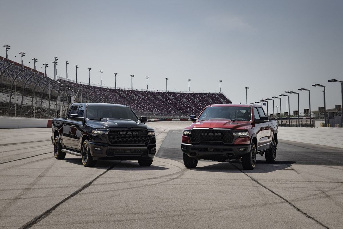 Foto: KW Auto - Ram kehrt mit legendärem Hemi V8 zurück.