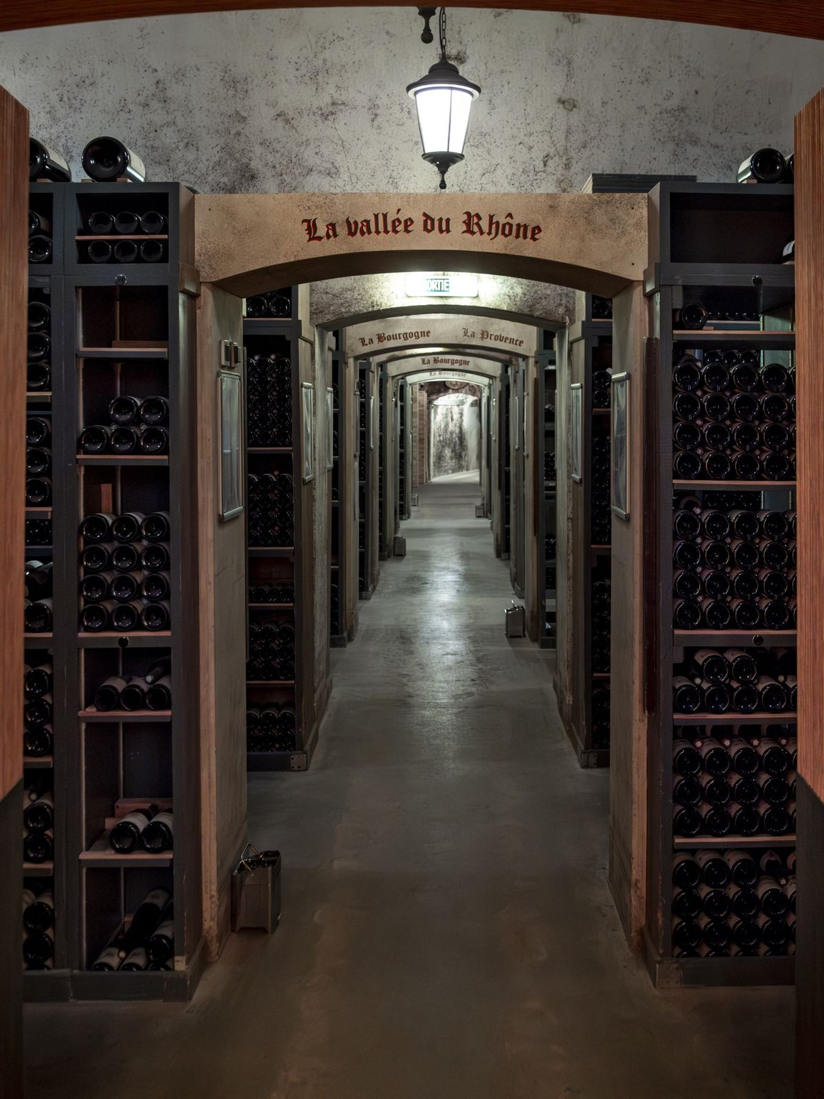 Neuer Glanz für monegassische Weinkeller