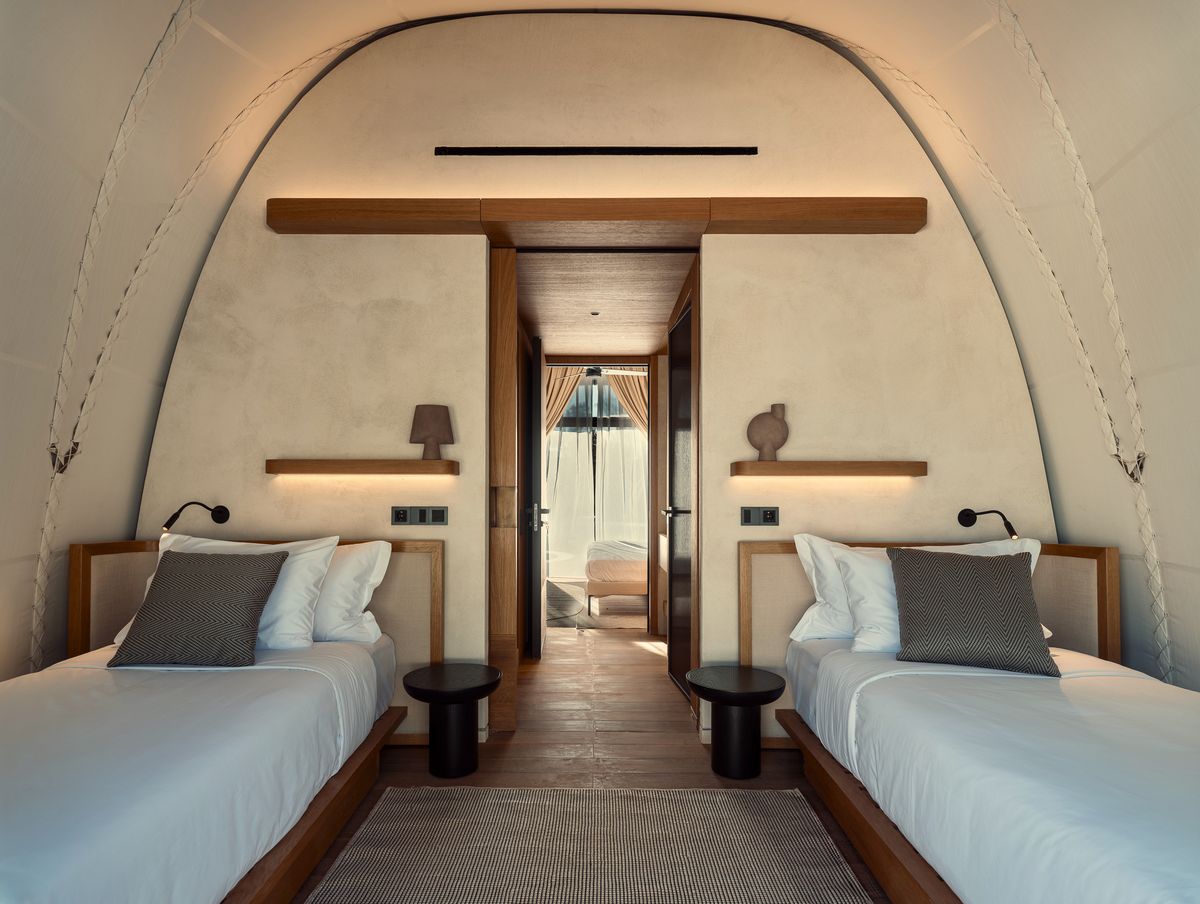 Armani Mare bringt italienischen Chic an die Athener Riviera