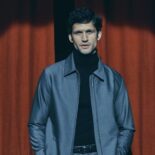 Shaping New Tomorrow - Pre-Fall mit Siena-Linie und Tech Wool Suit Shaping New Tomorrow