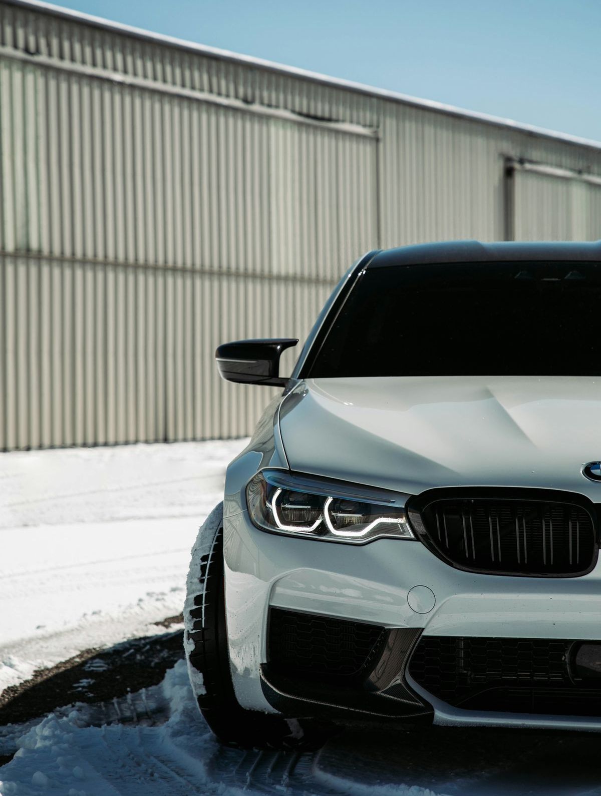 Avis First startet mit Concierge-Mietwagen am Flughafen München