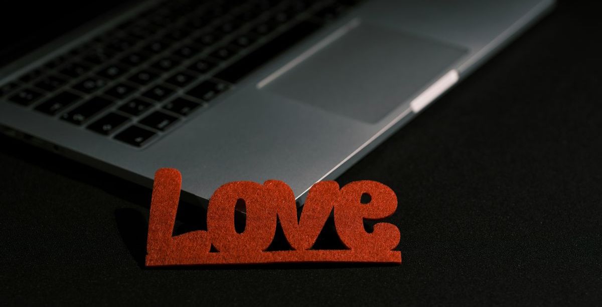 Liebesbetrug - überall KI-generierte Fake-Profile