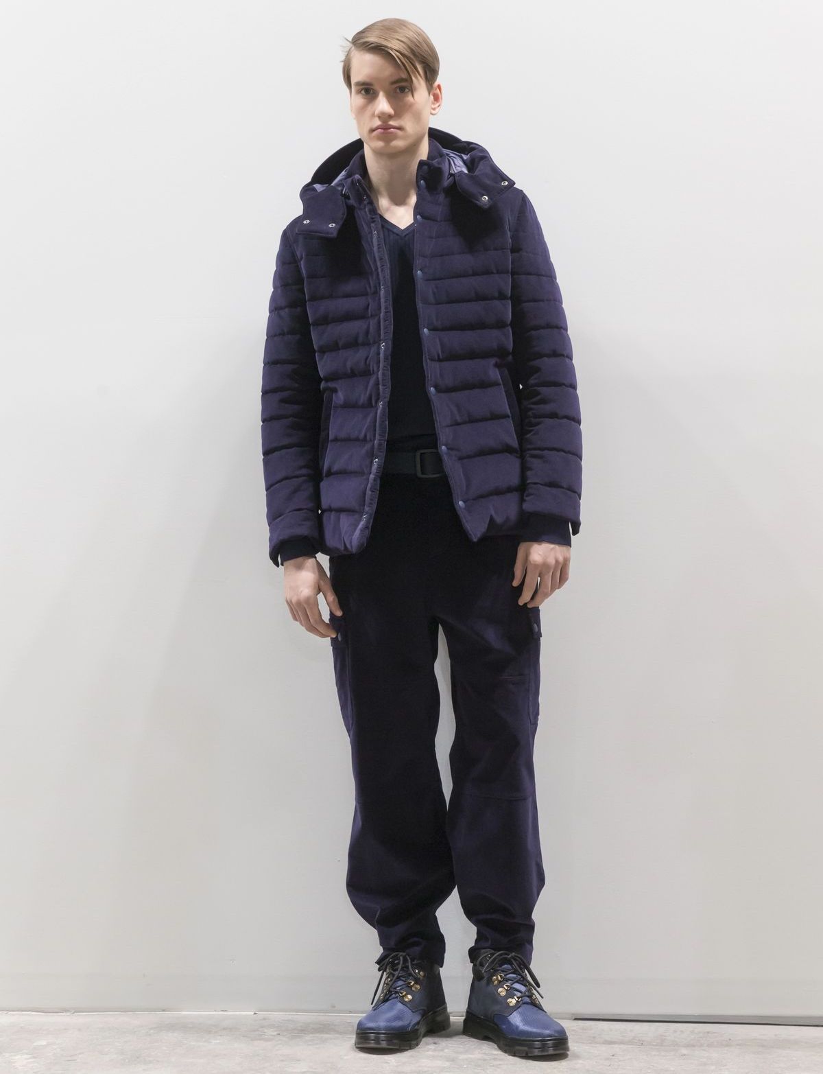 Die Herbst/Winter-Garderobe für Männer: Layering, Materialien und Outerwear